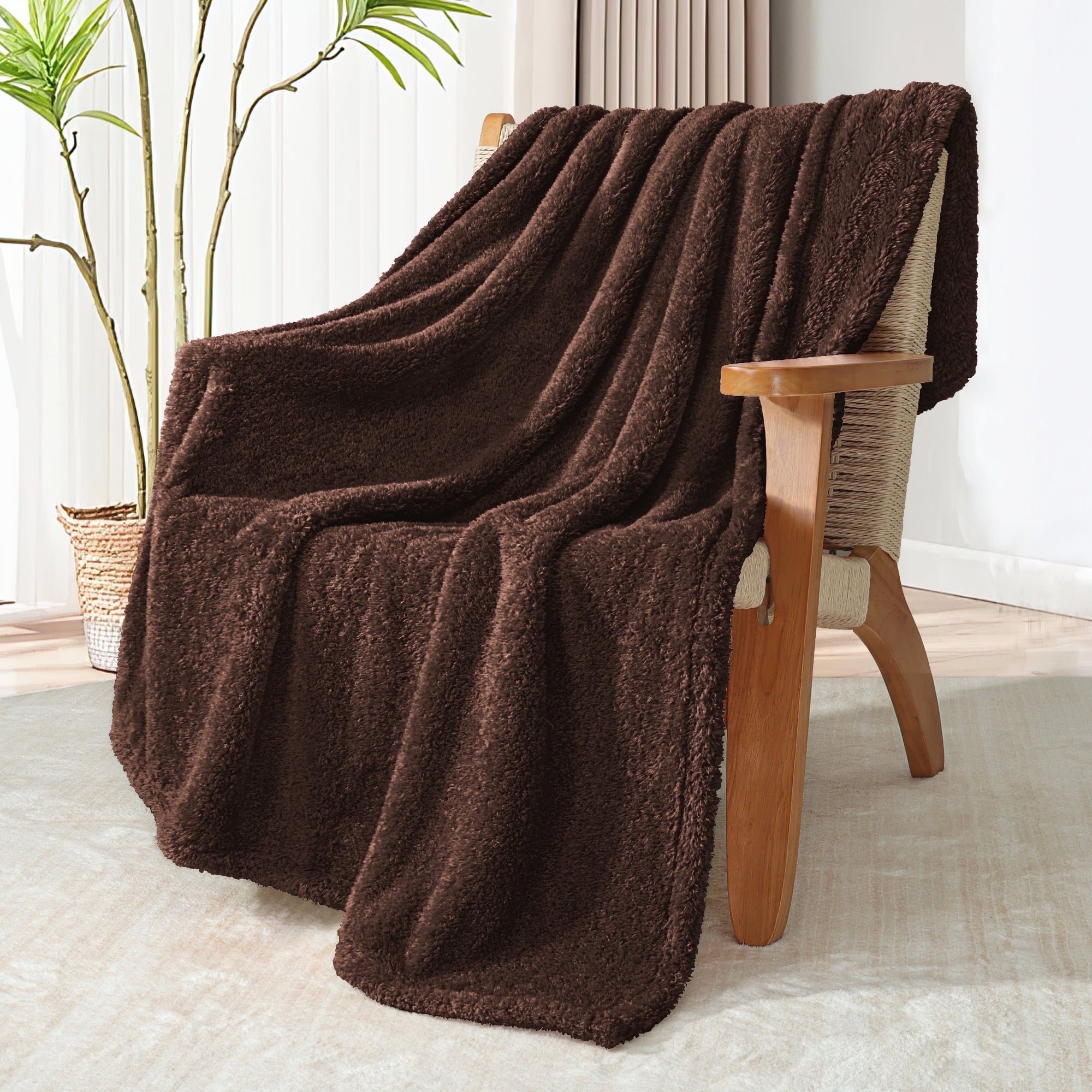 Fuzzy Fleece Throw Blanket for Couch Sofa, Lightweight Fluffy Solid Velvet Blanket, 50x60 Inches, Coffee