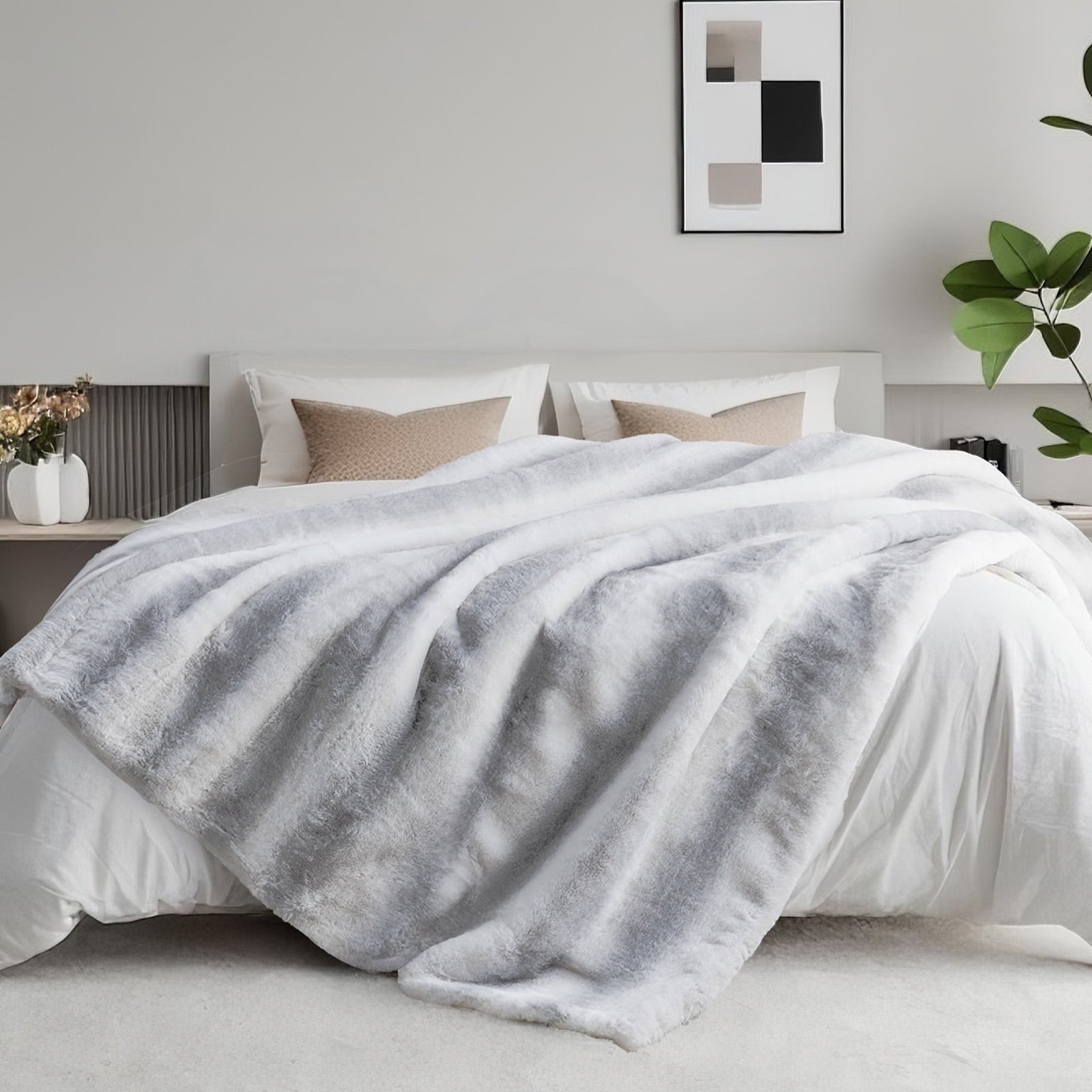 Luxury Faux Fur Throw Blanket for Bed Super Thick Warm Fuzzy Blankets for Bedroom Living Room, 60" x 80", White