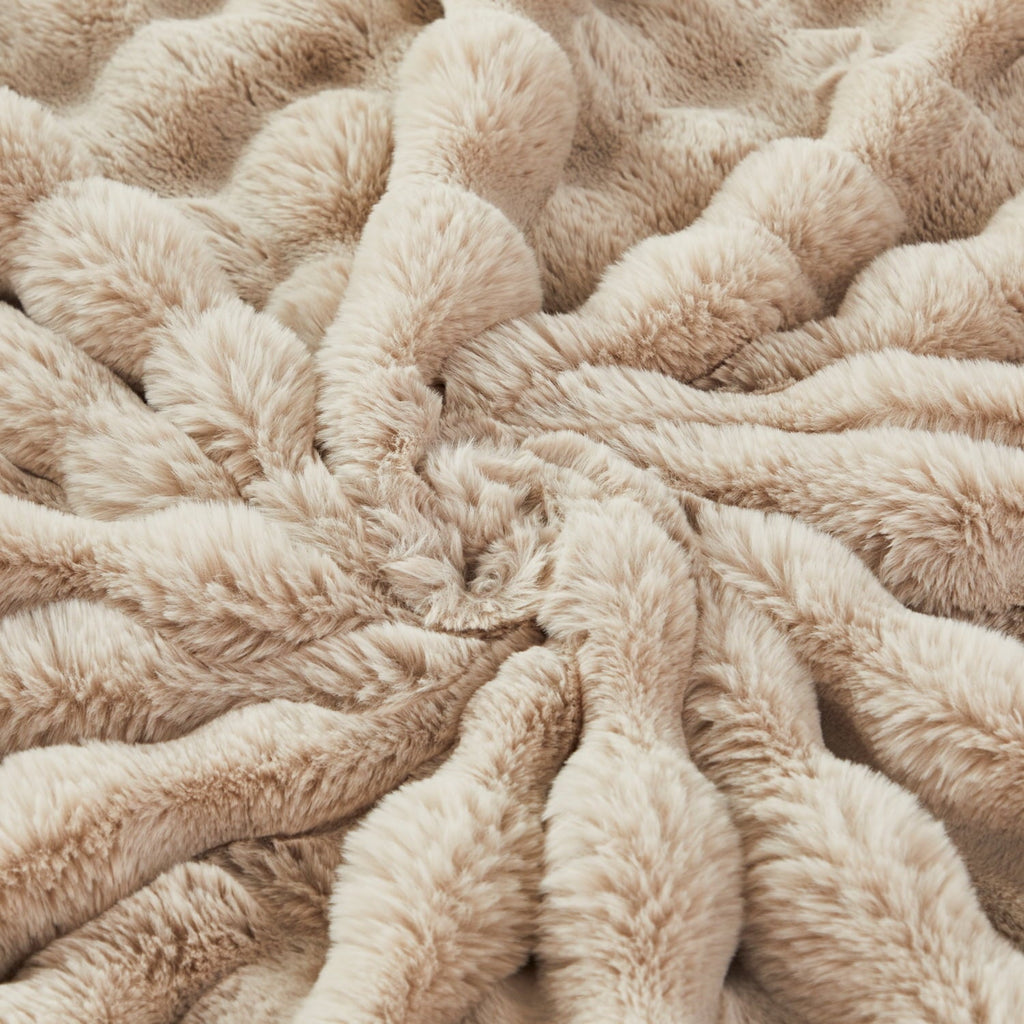 Taupe Faux Fur Bubble Blankets for Couch Chair Sofa Luxury Fluffy Thick Bubble Throw Blanket Furry Blanket Fuzzy Soft...