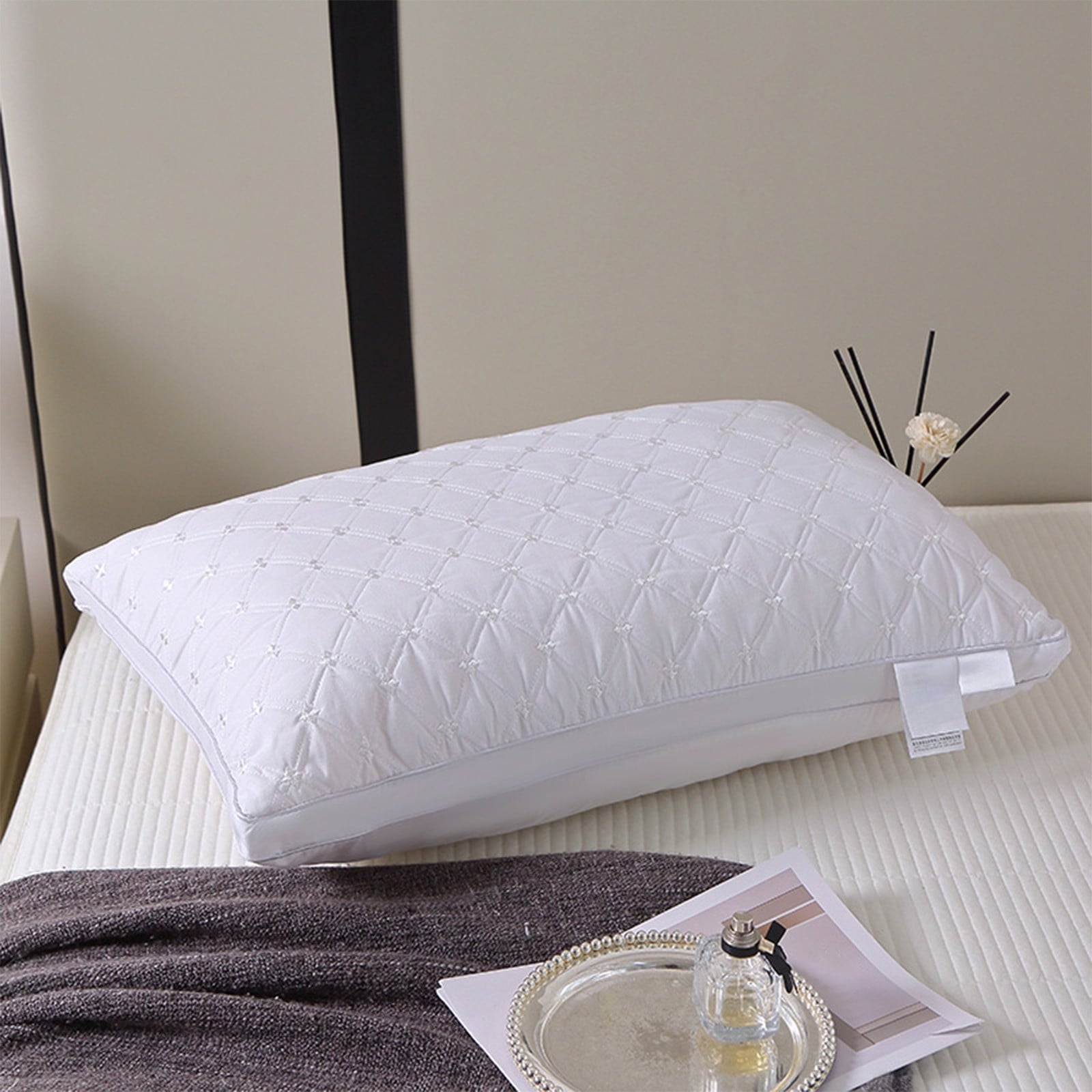 Hotel Grade Extra Soft Pillows Queen Size Set of 2 Supportive Bed Pillow for Back Side and Stomach Sleepers, Breathab...