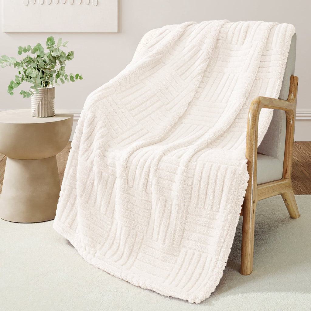 Fluffy Fleece Throw Blanket 50"x60" for Couch, Bed, Sofa, Fuzzy Soft Cozy Throw with Decorative Jacquard Pattern for ...