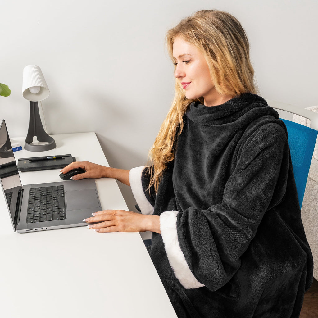 Fleece Blanket with Sleeves for Women Men Adults, Wearable Blanket Warm Soft Plush, Snuggle Pocket Sleeved TV Throw W...