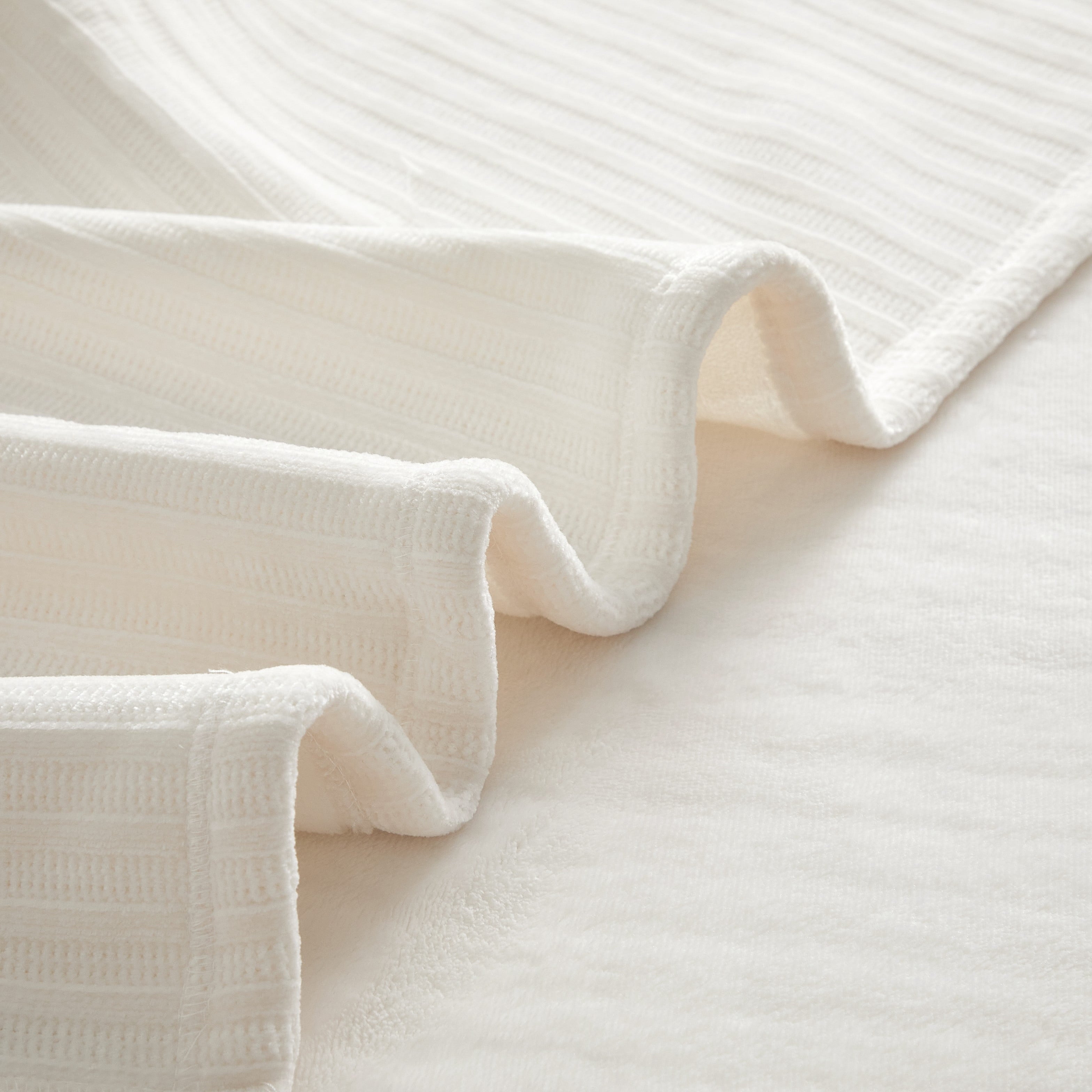 Cozy Chenille Reverse to Plush Soft Couch Throw, Vanilla Dream, Standard Size