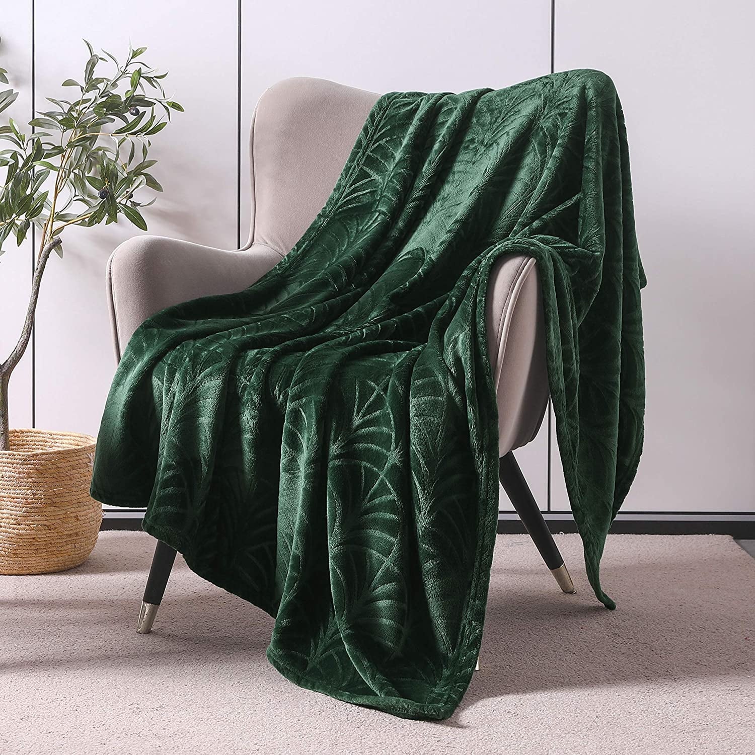 Fleece Throw Blanket for Couch, Soft Fluffy Sofa Bed Blanket with Vintage Pattern for All Season, Warm and Lightweigh...