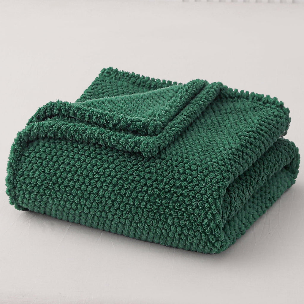 Fuzzy Fleece 50"x70" Throw Blanket for Couch, Fluffy Warm Soft Jacquard Blankets for Fall Winter, Lightweight and Coz...
