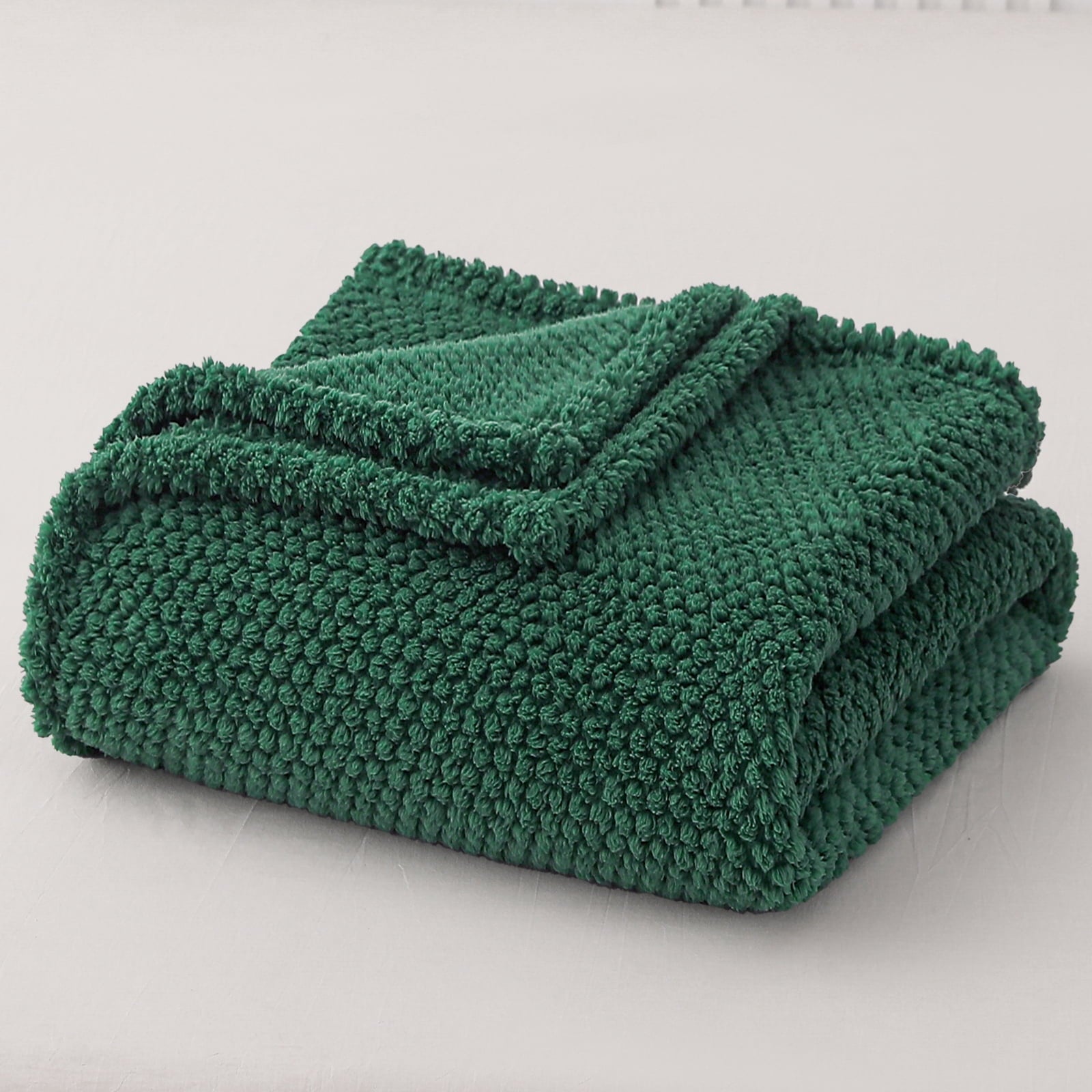 Fuzzy Fleece 50"x70" Throw Blanket for Couch, Fluffy Warm Soft Jacquard Blankets for Fall Winter, Lightweight and Coz...