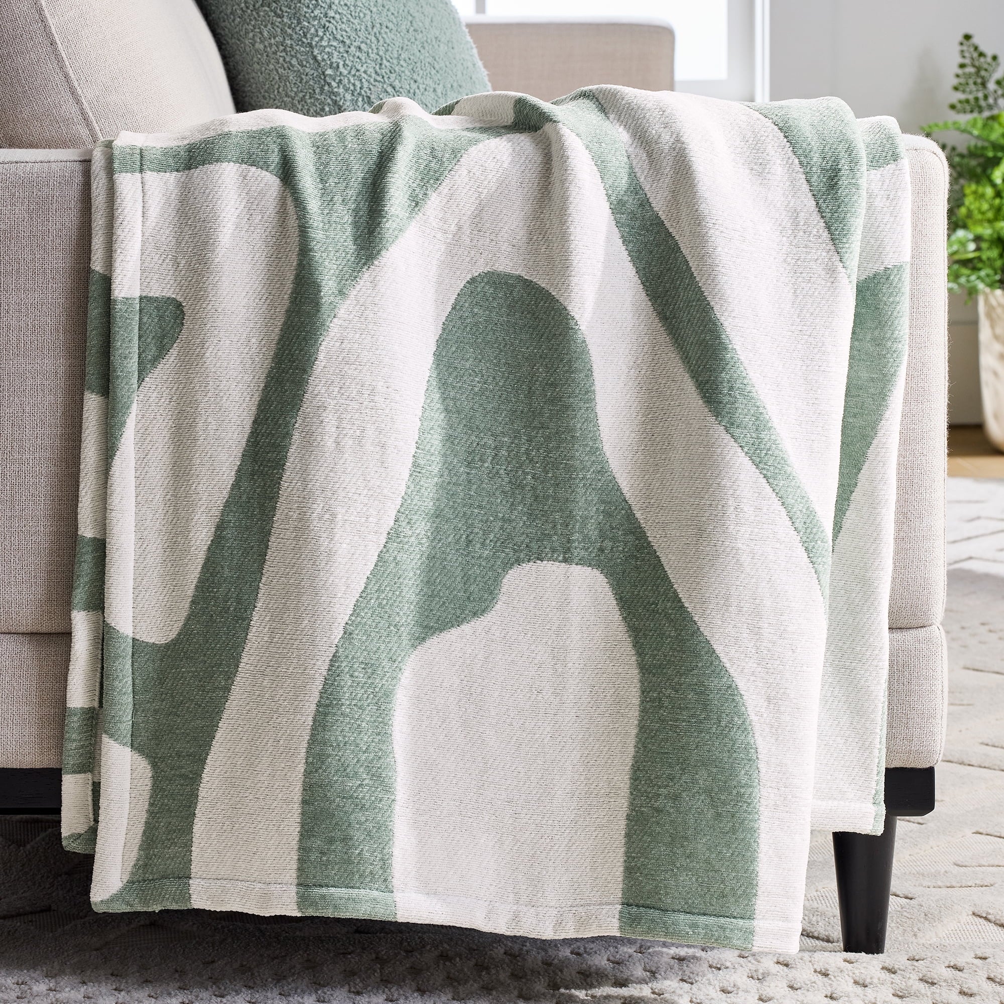 Chenille Jacquard Soft Throw Blanket, Soft Sea
