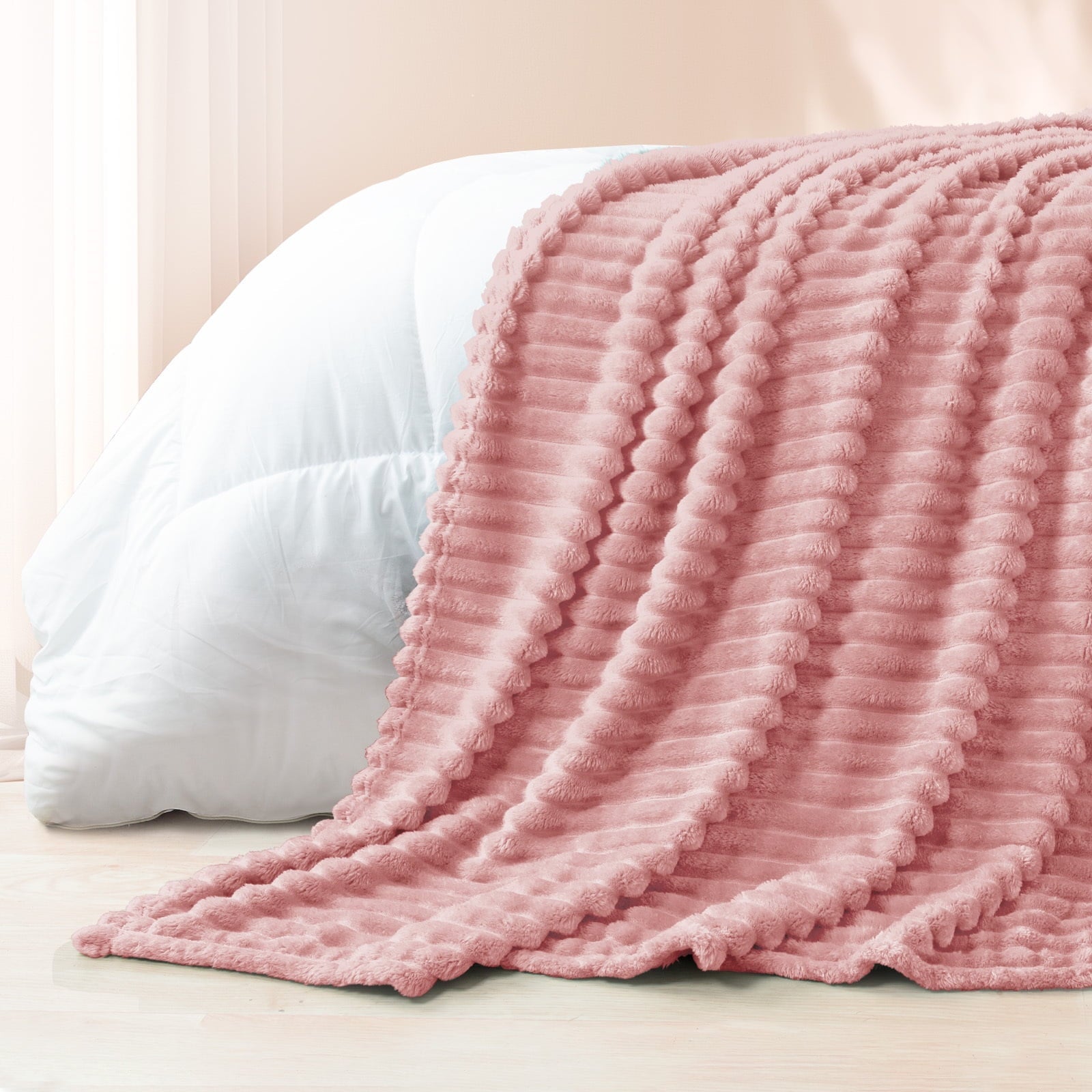 Fleece Throw Blanket for Couch, Super Soft 3D Striped Jacquard Blanket, Lightweight Fuzzy Cozy Blankets, Pink, 50"x60"