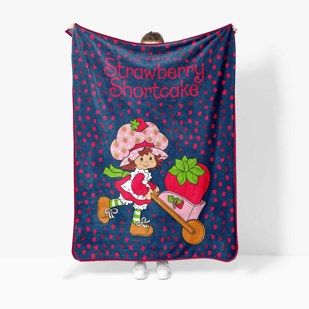 Strawberry Shortcake Berry Meadows 46" x 60" Coral Fleece Throw Blanket, Kids, Polyester, Navy